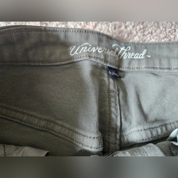 Universal Thread High WaistGreen Denim Button Shorts Women's Size 12/31 - Picture 4 of 7